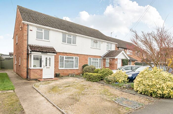 3 Bedroom Semi-Detached House For Sale In Ashbrook Road, Old Windsor, Windsor, SL4