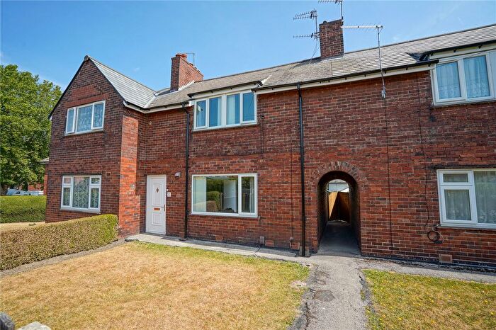 3 Bedroom Terraced House For Sale In Cambridge Crescent, Rotherham, South Yorkshire, S65