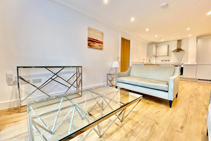 2 Bedroom Apartment To Rent In Mabgate, Leeds, West Yorkshire, LS9