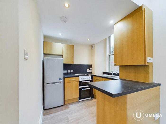 1 Bedroom Apartment To Rent In Gorgie Road, Gorgie, Edinburgh, EH11