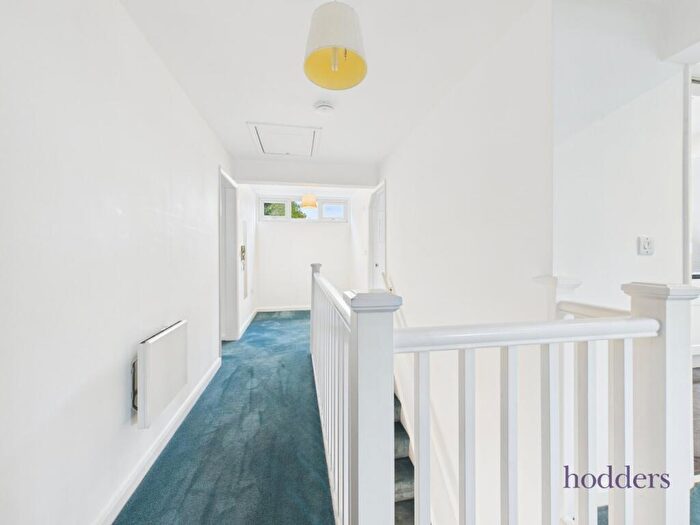 2 Bedroom Apartment To Rent In Surrey, KT16