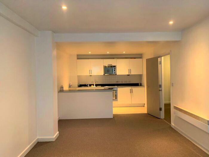 1 Bedroom Apartment To Rent In Cambridge Street, Aylesbury, HP20