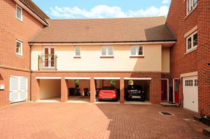 2 Bedroom Flat To Rent In Thames View, Abingdon, OX14
