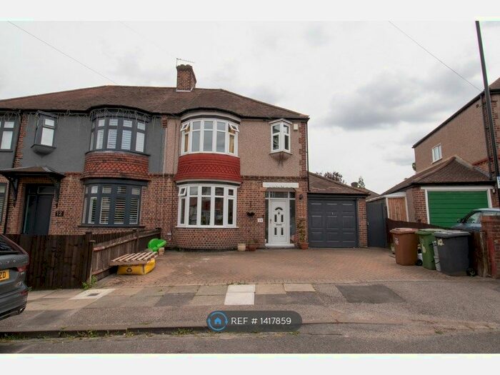 3 Bedroom Semi-Detached House To Rent In Clowders Road, London, SE6