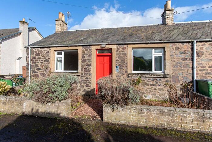 2 Bedroom Cottage For Sale In Back Dykes, Abernethy, Perth, PH2