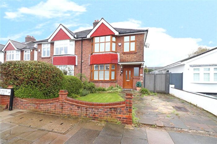 3 Bedroom Semi-Detached House To Rent In Red House Lane, Bexleyheath, Kent, DA6