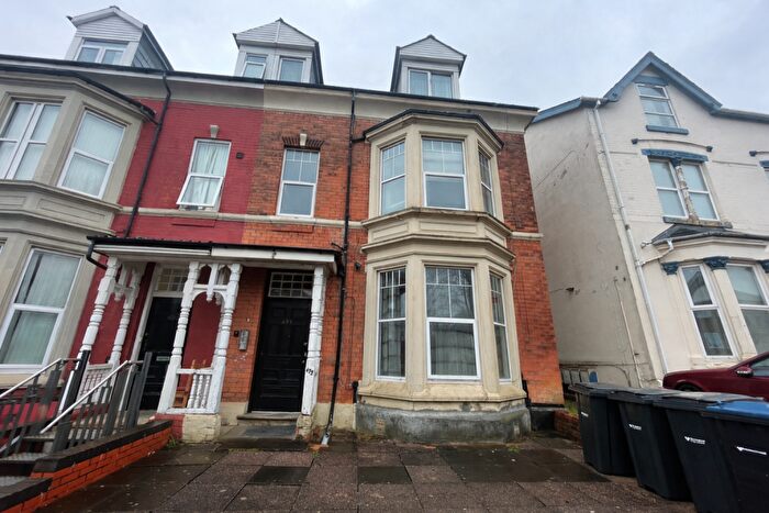 Flat To Rent In Gillott Road, Edgbaston, B16