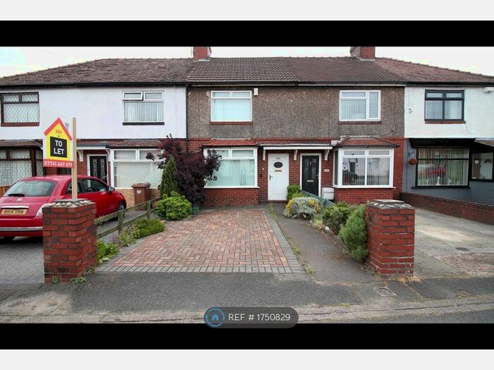 2 Bedroom Terraced House To Rent In Huddersfield Road, Stalybridge, SK15