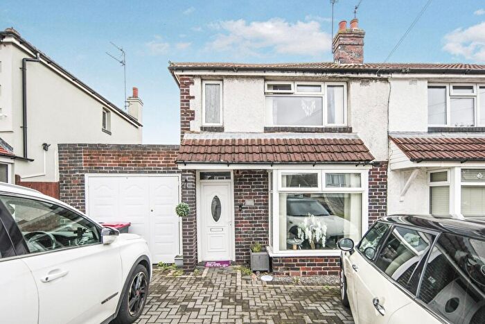 2 Bedroom End Of Terrace House For Sale In Doris Road, Coleshill, Birmingham, Warwickshire, B46