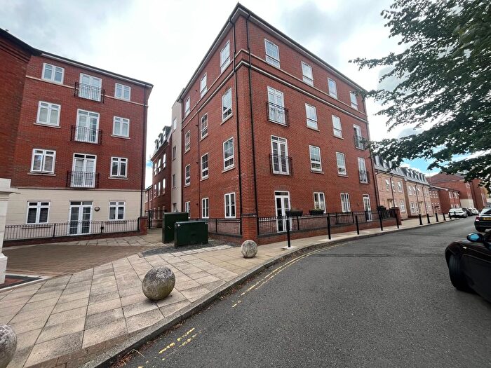 2 Bedroom Flat To Rent In Main Street, Dickens Heath, Shirley, Solihull, B90