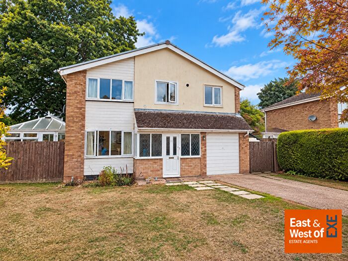 4 Bedroom Detached House For Sale In Clyst Valley Road, Clyst St. Mary, Exeter, EX5