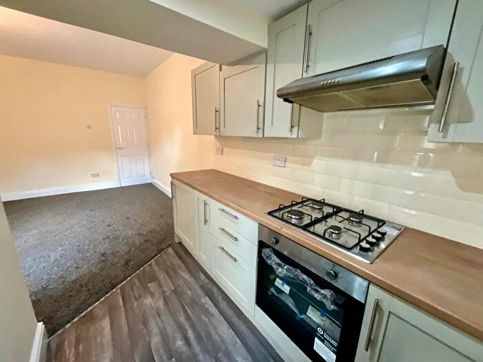3 Bedroom End Of Terrace House To Rent In St. Annes Street, Padiham, BB12