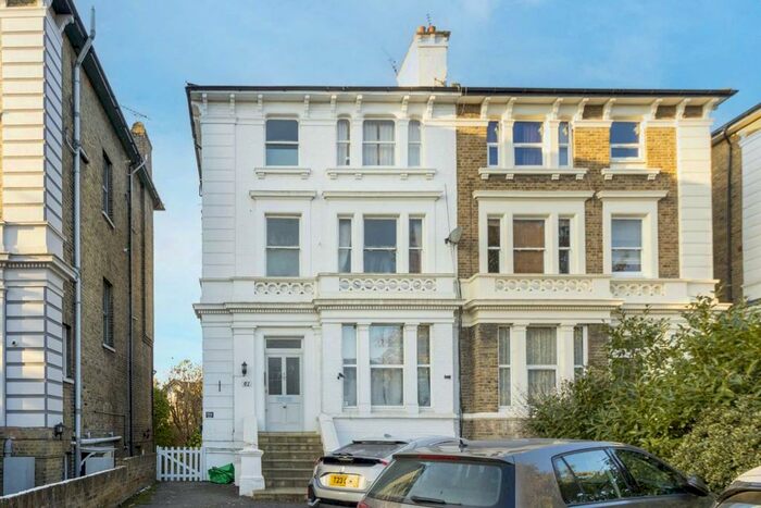 2 Bedroom Flat To Rent In Argyle Road, London, W13