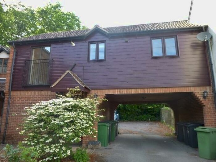 2 Bedroom Coach House To Rent In Gander Drive, Rooksdown, Basingstoke, RG24