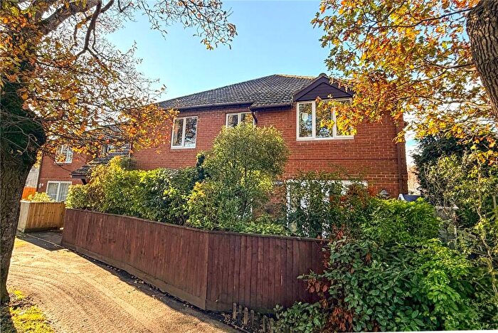 2 Bedroom Apartment For Sale In Hazel Court, Station Road, New Milton, Hampshire, BH25