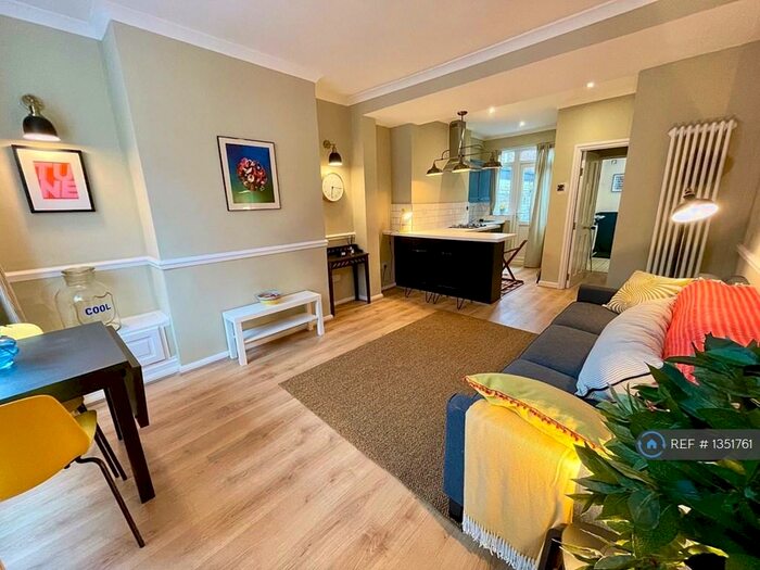 2 Bedroom Semi-Detached House To Rent In Draycott Street, Liverpool, L8