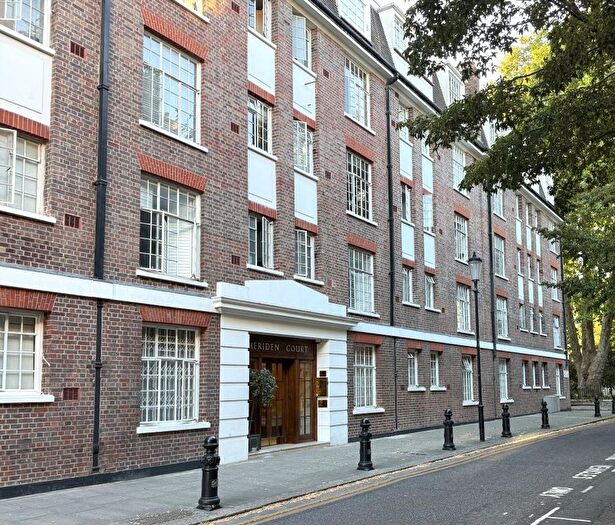 1 Bedroom Flat For Sale In Meriden Court, Chelsea Manor Street, Chelsea, SW3