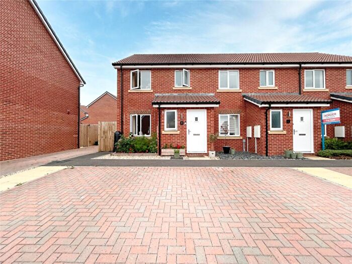 3 Bedroom End Of Terrace House For Sale In Tivoli Way, Blandford St. Mary, Blandford Forum, Dorset, DT11