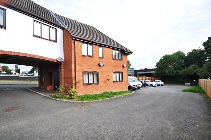1 Bedroom Maisonette To Rent In Great North Road, AL8
