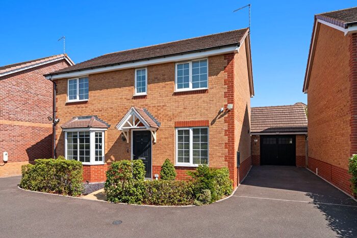 4 Bedroom Detached House For Sale In Rosehip Close, Pershore, Worcestershire, WR10