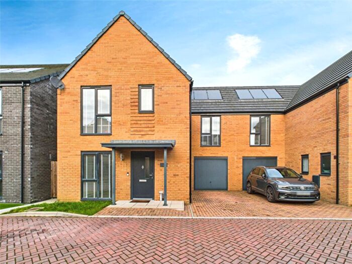 4 Bedroom Semi Detached House For Sale In Lime Street, Bristol, BS14