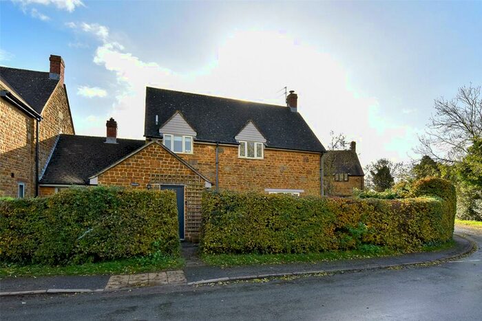 3 Bedroom Detached House To Rent In Bourne Lane, Hook Norton, Banbury, Oxfordshire, OX15