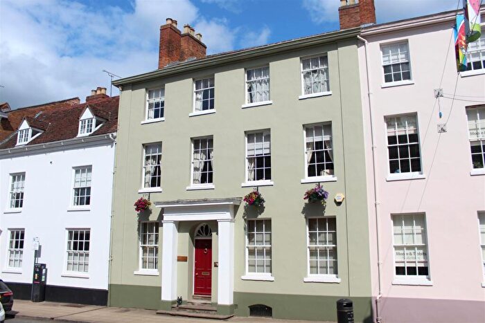 6 Bedroom Town House For Sale In High Street, Warwick, CV34