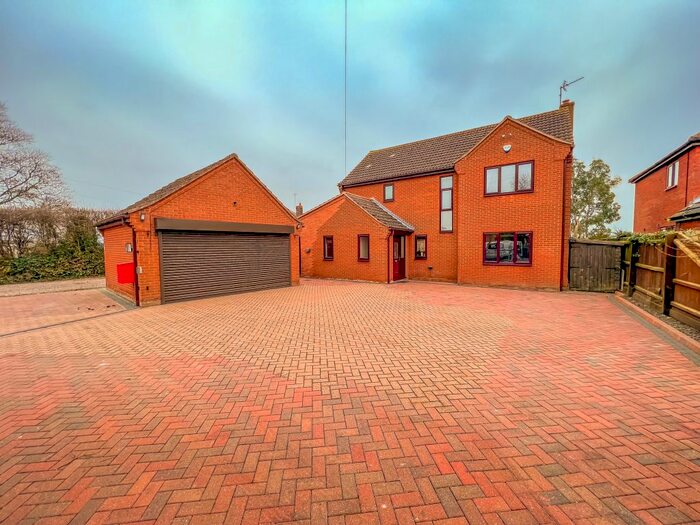 4 Bedroom Detached House To Rent In Station Road, Surfleet, Spalding, Lincolnshire, PE11
