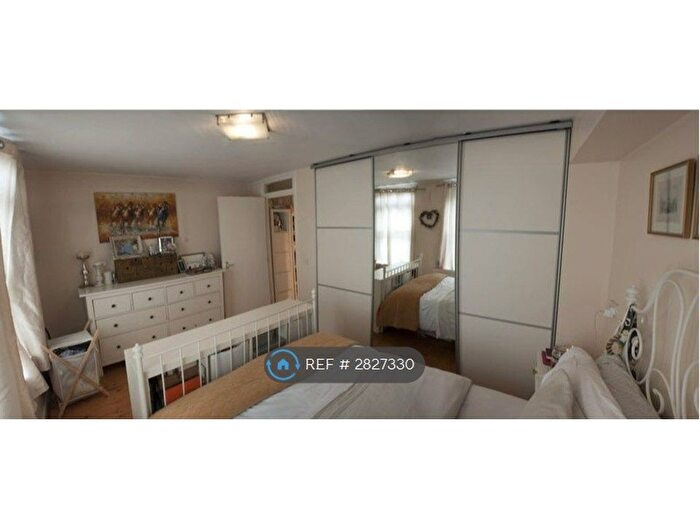 1 Bedroom Flat To Rent In Eliot Park, London, SE13
