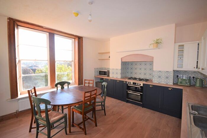 6 Bedroom House To Rent In York Road, Bristol, BS6
