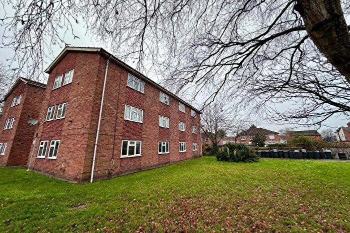 1 Bedroom Flat To Rent In Waterside Close, Loughborough, LE11