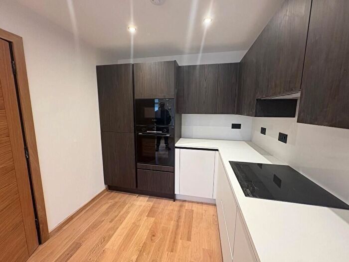 1 Bedroom Flat To Rent In Morley Road, London, SE13