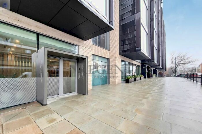 2 Bedroom Flat To Rent In Valencia Tower, Bollinder Place, EC1V