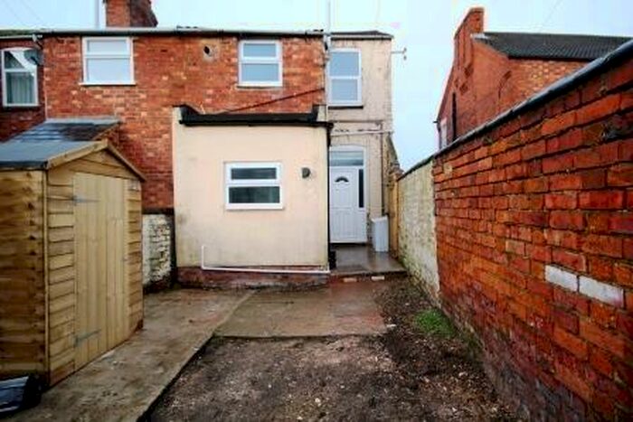 1 Bedroom Flat To Rent In Wood Street, Kettering, NN16