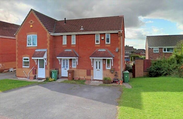 1 Bedroom Semi-Detached House To Rent In Moulton Close, Grimsby, South Humberside DN34
