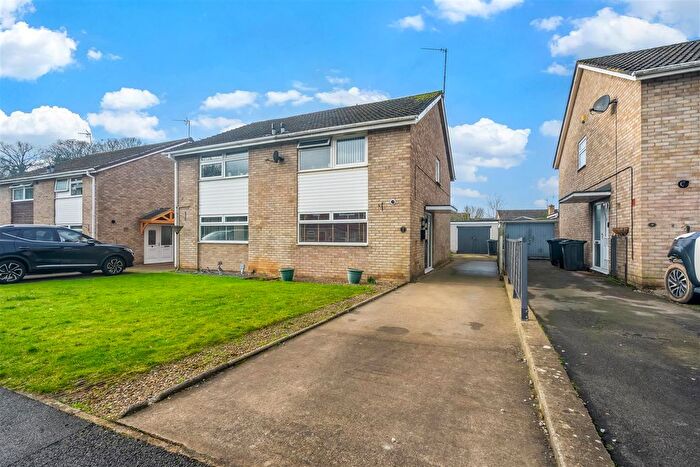 3 Bedroom Semi Detached House For Sale In Avon Road, Hurworth, DL2