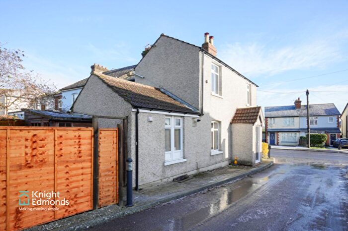 2 Bedroom End Terrace House To Rent In Fountain Lane, Maidstone, ME16