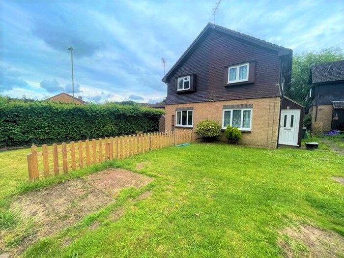 1 Bedroom End Of Terrace House To Rent In Cerne Close, West End, Southampton, Hampshire, SO18