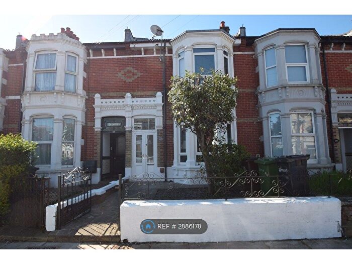 4 Bedroom Terraced House To Rent In Stubbington Avenue, Portsmouth, PO2