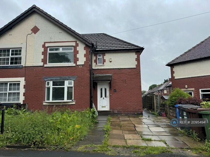 3 Bedroom Semi-Detached House To Rent In Pollitt Avenue, Ashton-Under-Lyne, OL6