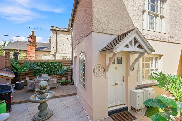 1 Bedroom End Of Terrace House For Sale In Roydon Road, Stanstead Abbotts, SG12