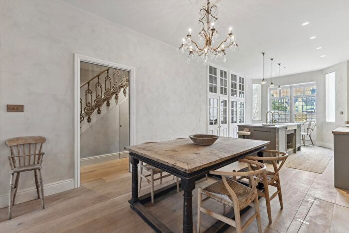 4 Bedroom Terraced House To Rent In East Street Shoreham-by-Sea, BN43