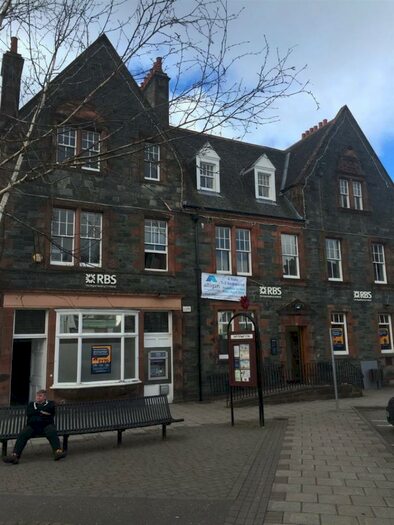 1 Bedroom Flat To Rent In Flat The Square, Aberfeldy, PH15