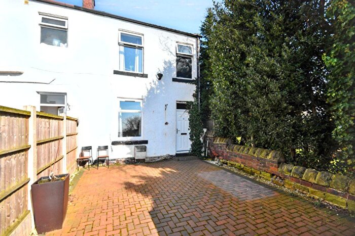 3 Bedroom End Of Terrace House For Sale In Westleigh, Ossett, West Yorkshire, WF5