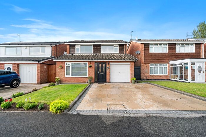 4 Bedroom Detached House For Sale In Alderley Close, Billinge, WN5