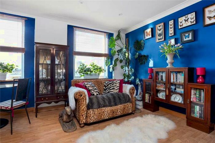 1 Bedroom Flat To Rent In Kingsland High Street, London, E8