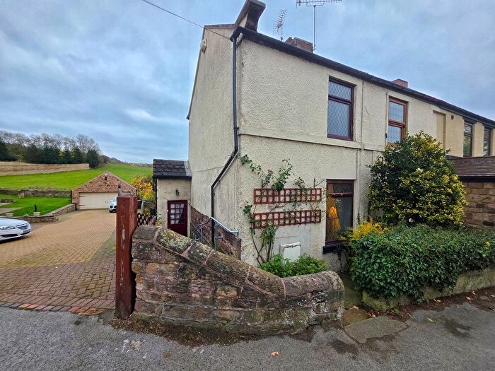 2 Bedroom End Of Terrace House For Sale In Doncaster Road, Hooton Roberts, Rotherham, S65