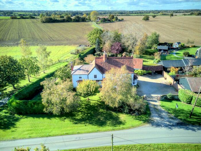 4 Bedroom Detached House For Sale In Bacon End, Dunmow, Essex, CM6