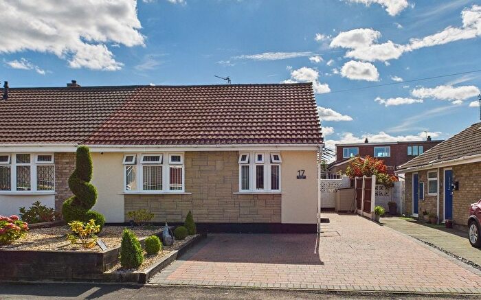 2 Bedroom Bungalow For Sale In Avondale Road, Haydock, WA11