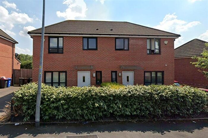 3 Bedroom Semi-Detached House To Rent In Great Clowes Street, New Broughton, Salford, M7